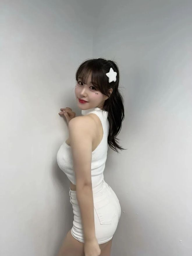 勒布朗·詹姆斯41岁生日当天达成历史最年长三双