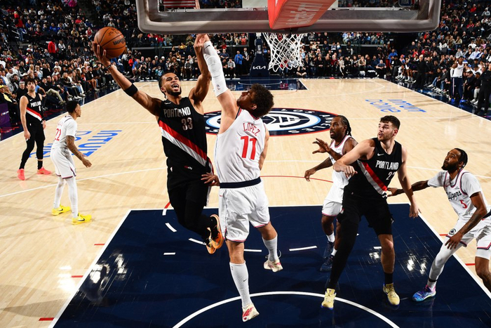 开拓者终结快船五连胜，小卡23分难救主