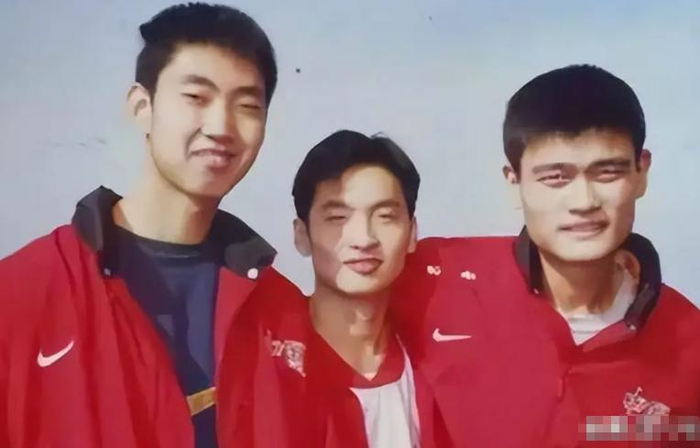 篮球天才误诊断送前程，46岁卖麻辣烫为生