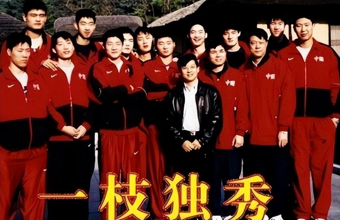 篮球天才误诊断送前程，46岁卖麻辣烫为生